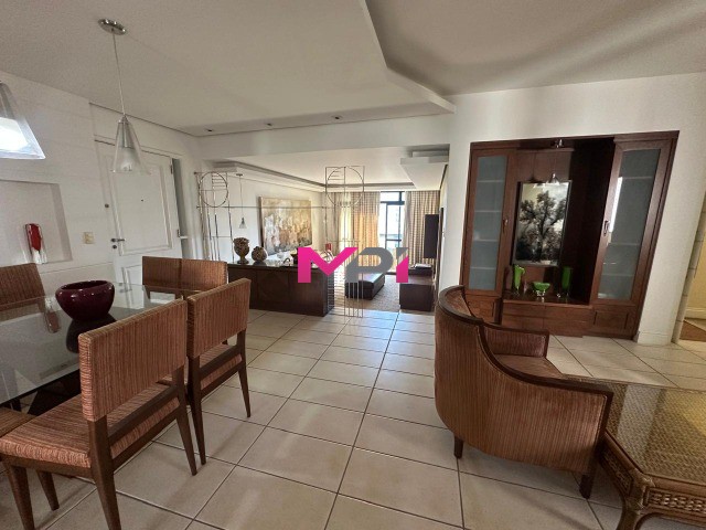 Apartamento à venda com 3 quartos, 170m² - Foto 13