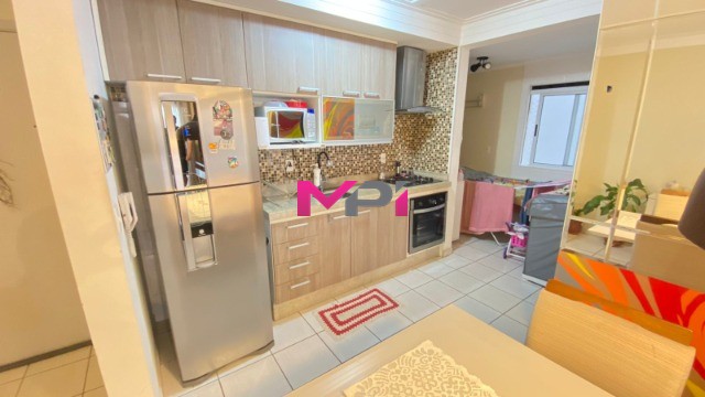 Apartamento à venda com 2 quartos, 64m² - Foto 5