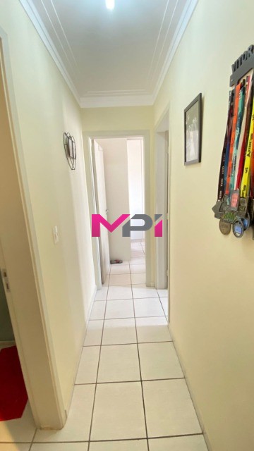 Apartamento à venda com 2 quartos, 64m² - Foto 6