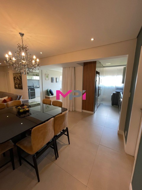 Apartamento para alugar com 2 quartos, 93m² - Foto 7