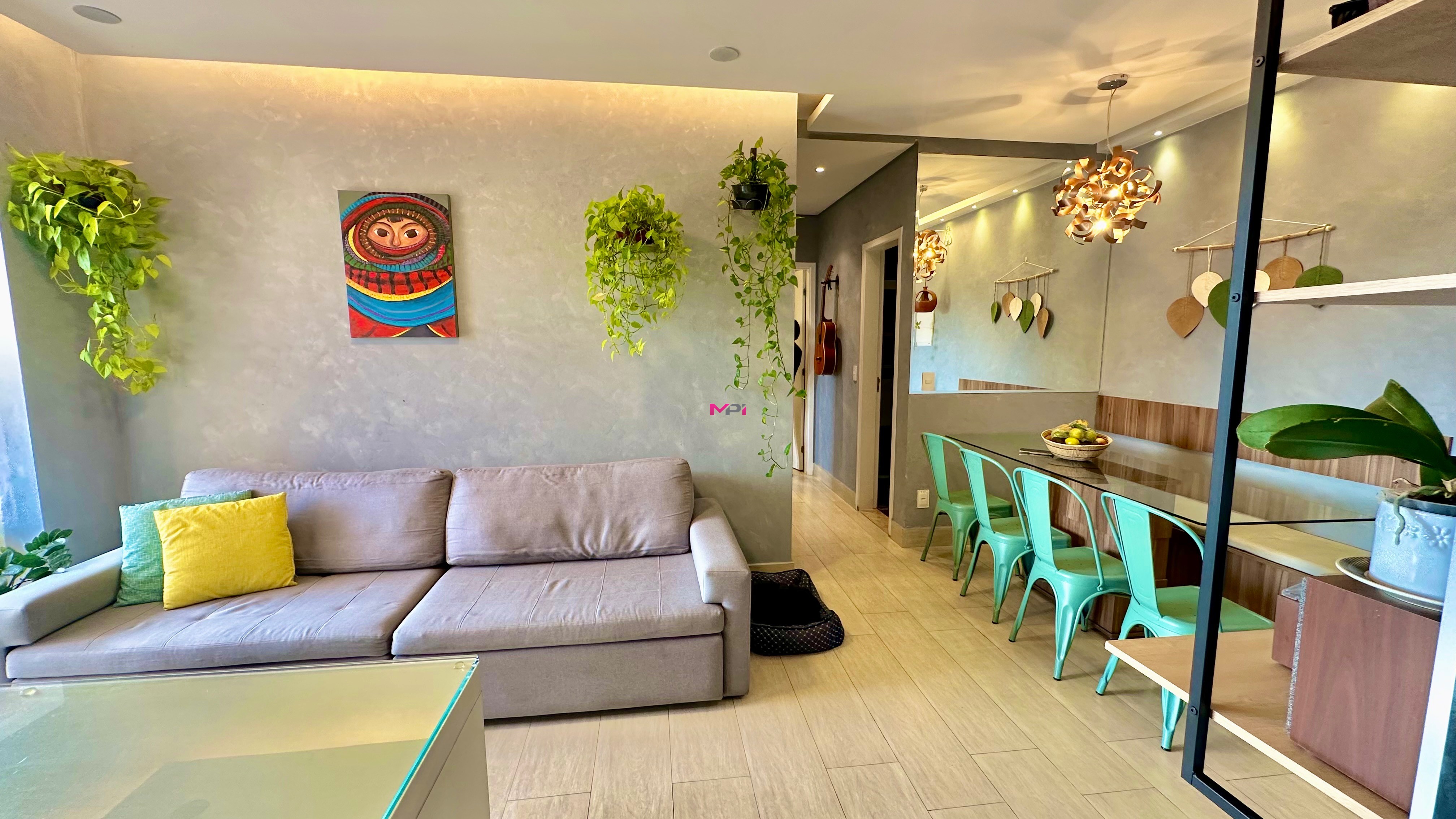 Apartamento à venda com 2 quartos, 67m² - Foto 1