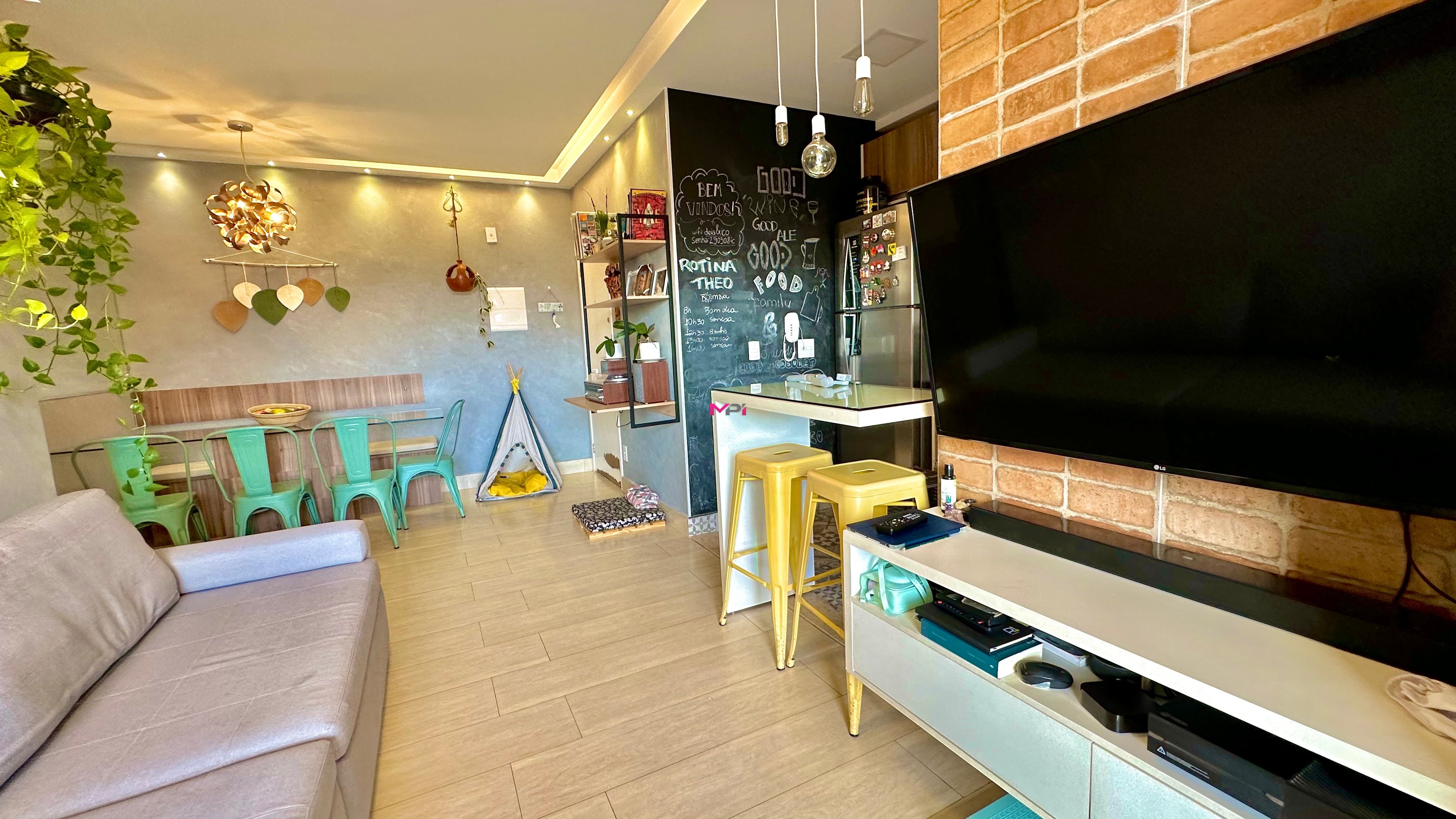 Apartamento à venda com 2 quartos, 67m² - Foto 2