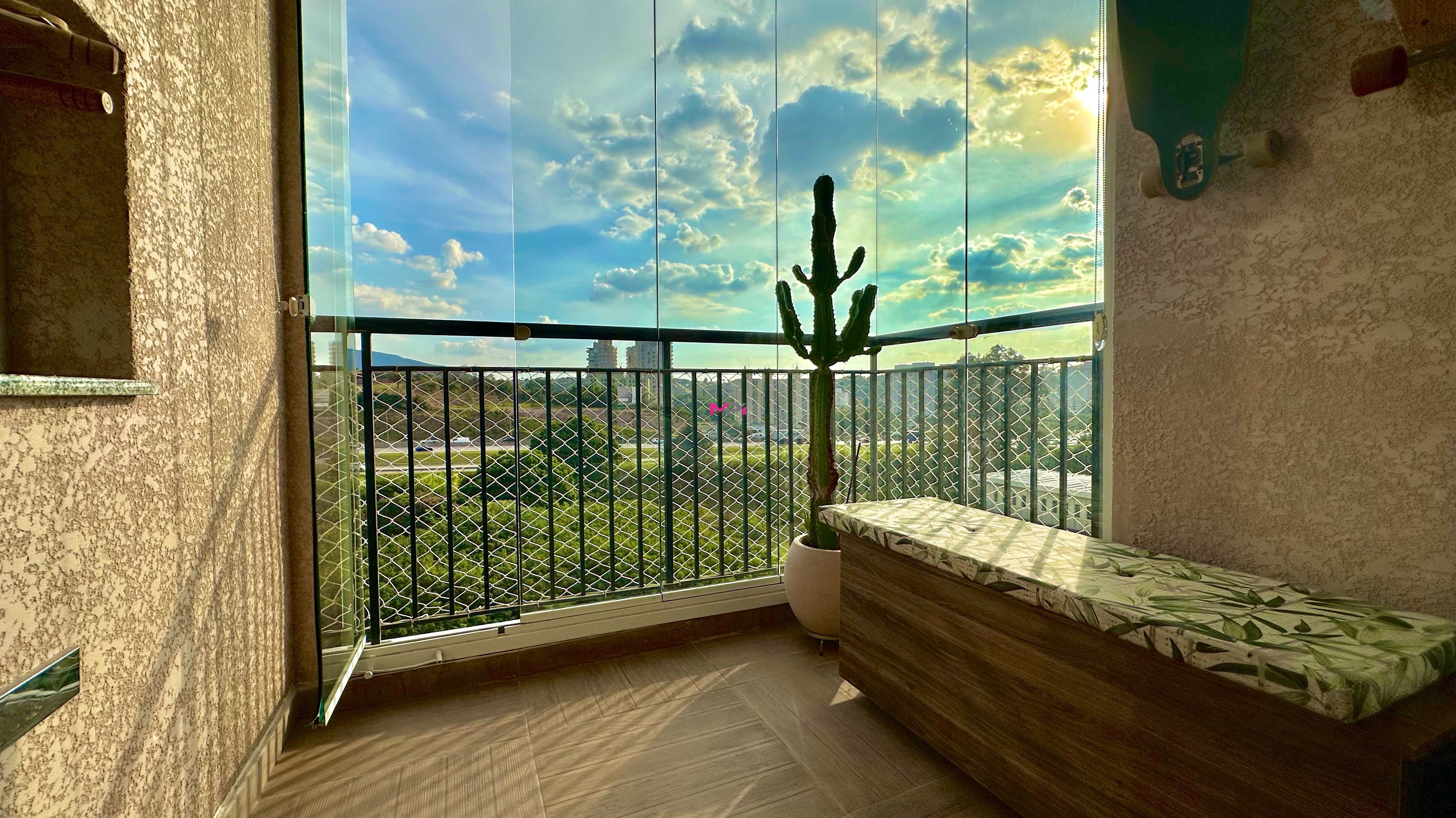 Apartamento à venda com 2 quartos, 67m² - Foto 4