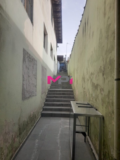 Sobrado à venda com 9 quartos, 396m² - Foto 3