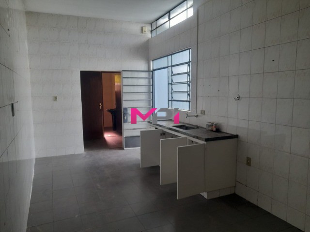Sobrado à venda com 9 quartos, 396m² - Foto 7