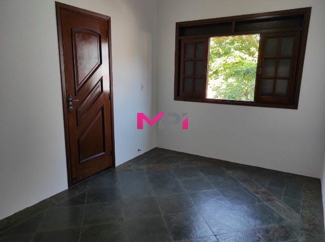 Chácara à venda com 4 quartos, 372m² - Foto 3