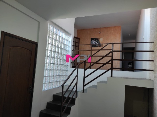 Chácara à venda com 4 quartos, 372m² - Foto 13