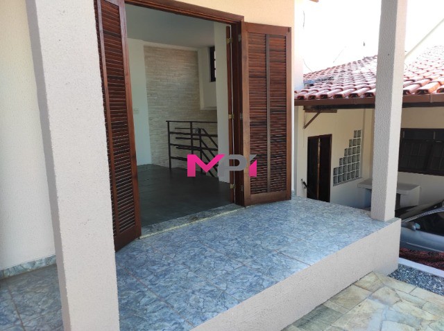 Chácara à venda com 4 quartos, 372m² - Foto 28