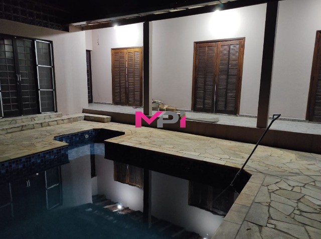 Chácara à venda com 4 quartos, 372m² - Foto 39