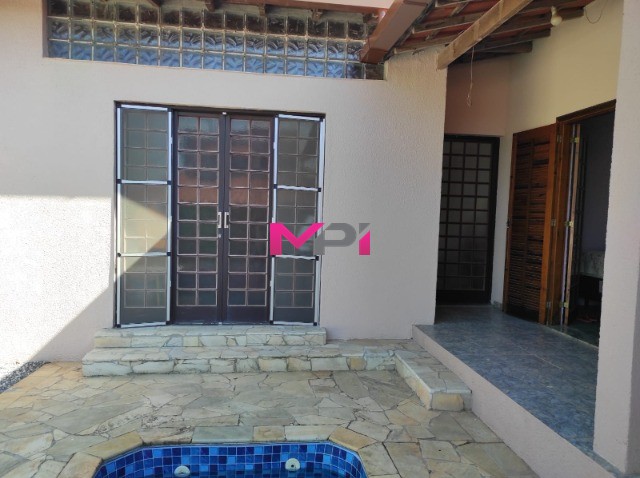 Chácara à venda com 4 quartos, 372m² - Foto 40