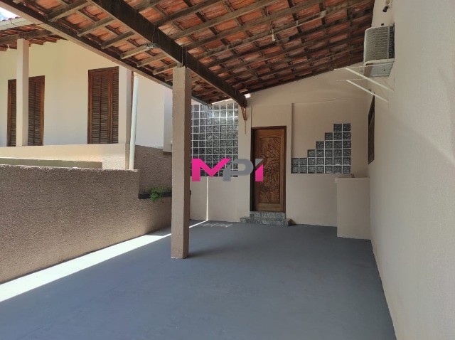 Chácara à venda com 4 quartos, 372m² - Foto 46