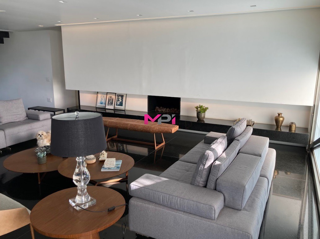 Sobrado à venda com 4 quartos, 600m² - Foto 3