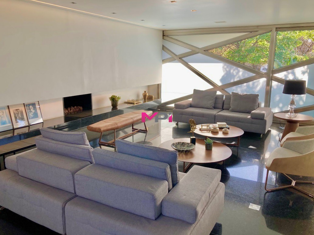 Sobrado à venda com 4 quartos, 600m² - Foto 4