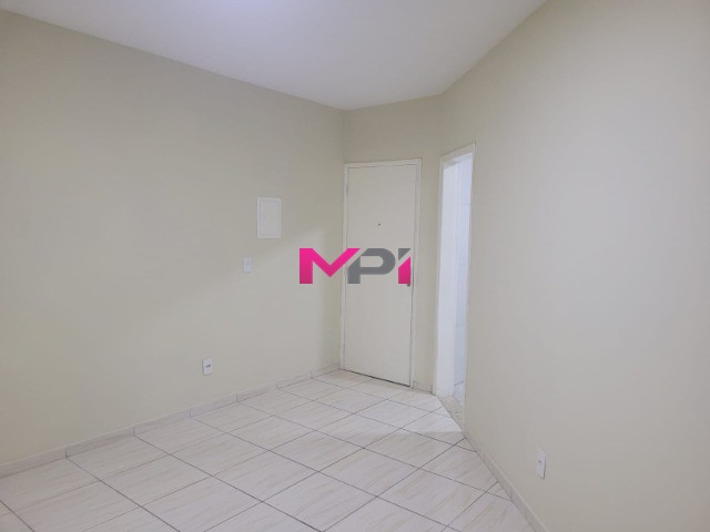 Apartamento para alugar com 2 quartos, 60m² - Foto 2