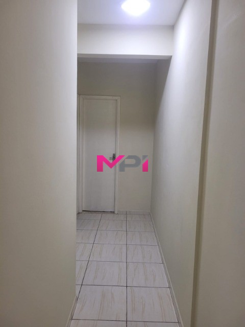 Apartamento para alugar com 2 quartos, 60m² - Foto 6