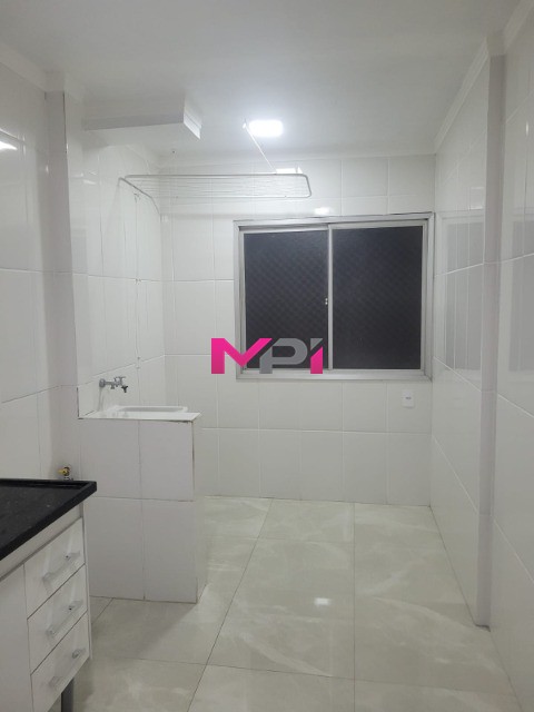 Apartamento para alugar com 2 quartos, 60m² - Foto 8