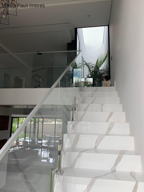 Casa de Condomínio para alugar com 3 quartos, 285m² - Foto 8