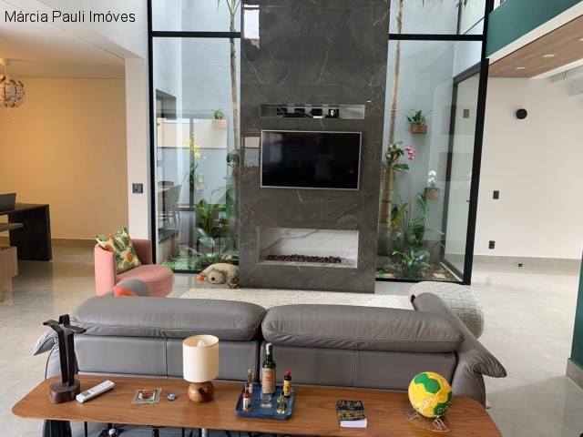 Casa de Condomínio para alugar com 3 quartos, 285m² - Foto 16