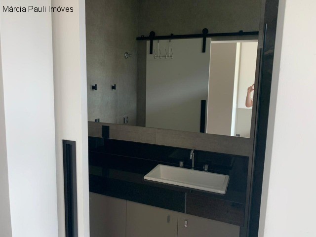 Casa de Condomínio para alugar com 3 quartos, 285m² - Foto 34