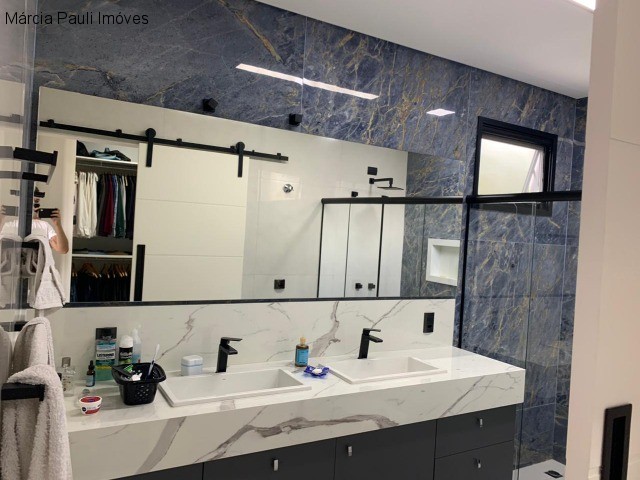 Casa de Condomínio para alugar com 3 quartos, 285m² - Foto 45