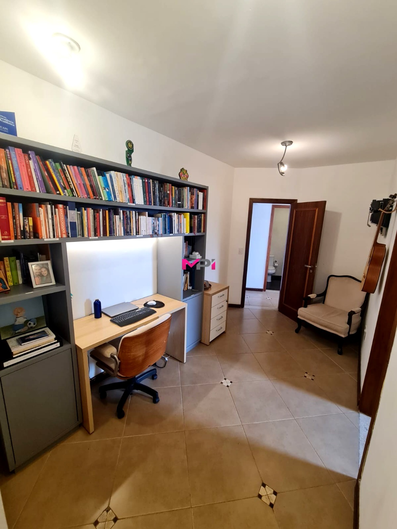 Apartamento à venda com 4 quartos, 140m² - Foto 8