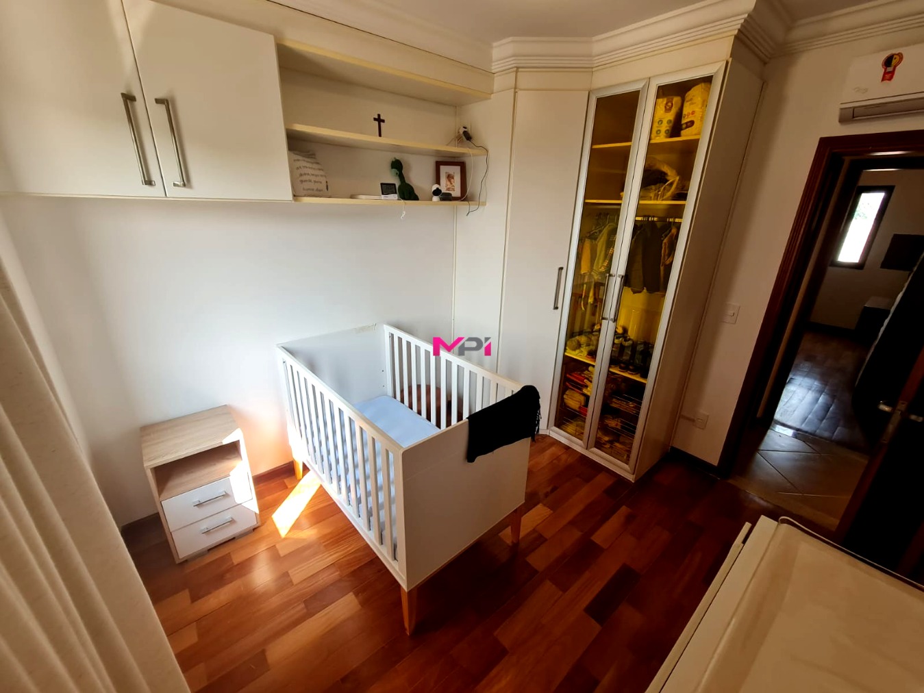 Apartamento à venda com 4 quartos, 140m² - Foto 15