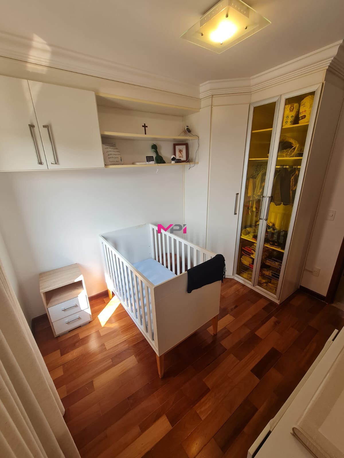 Apartamento à venda com 4 quartos, 140m² - Foto 17