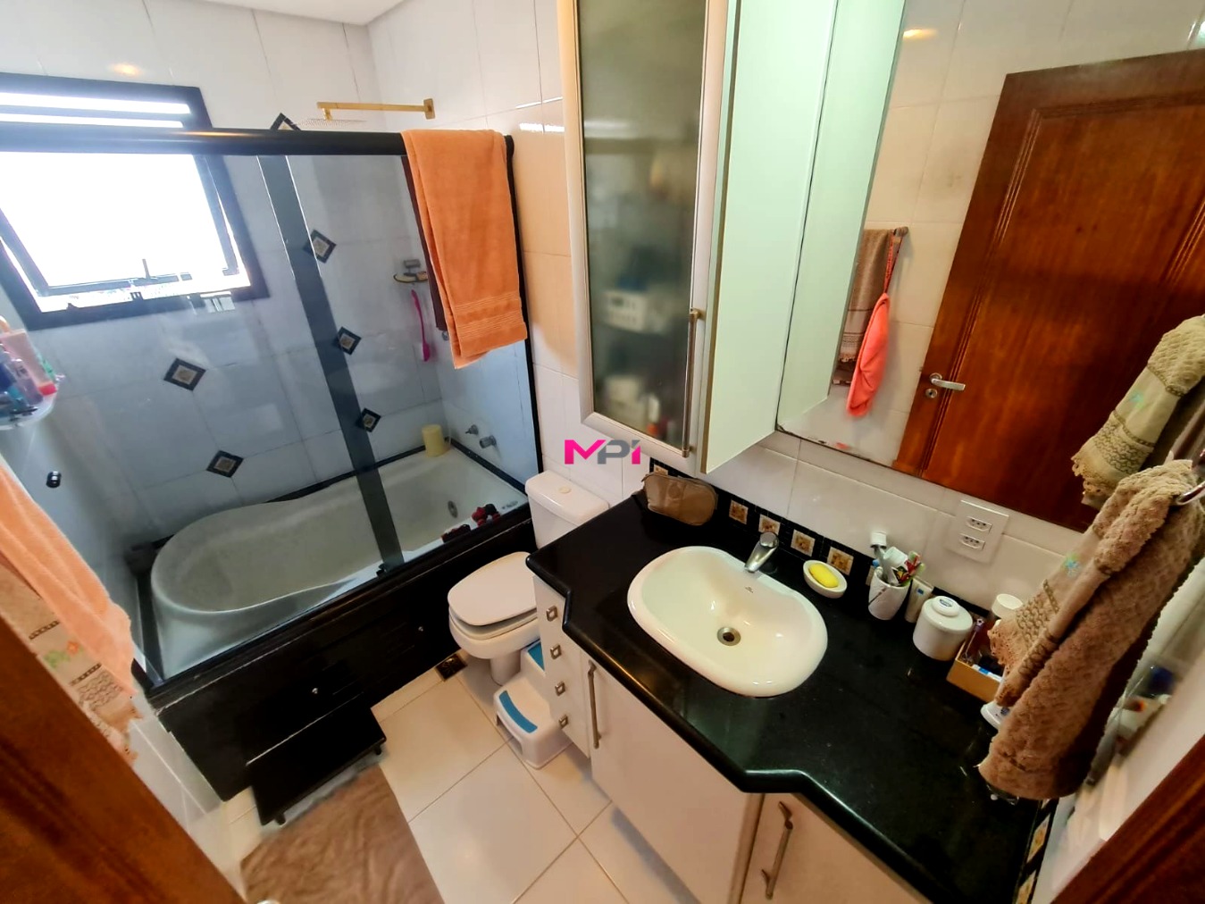 Apartamento à venda com 4 quartos, 140m² - Foto 26