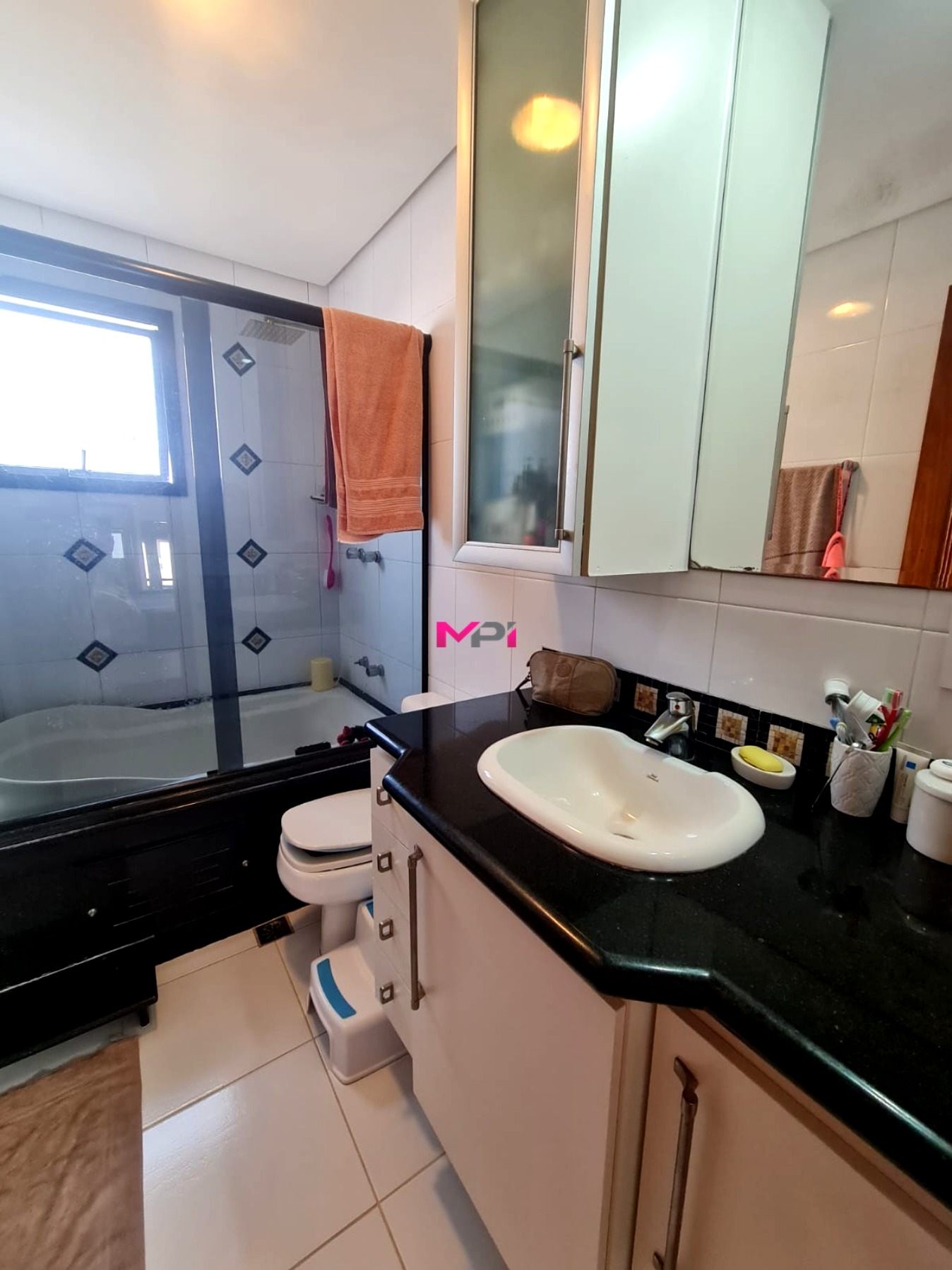 Apartamento à venda com 4 quartos, 140m² - Foto 27
