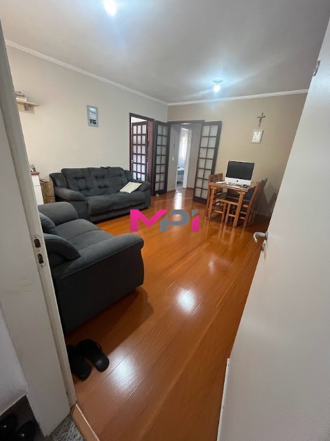 Apartamento à venda com 2 quartos, 66m² - Foto 2
