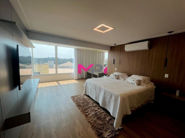 Casa de Condomínio para alugar com 4 quartos, 500m² - Foto 19