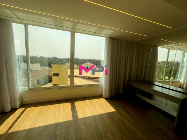 Casa de Condomínio para alugar com 4 quartos, 500m² - Foto 20