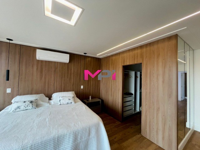 Casa de Condomínio para alugar com 4 quartos, 500m² - Foto 23