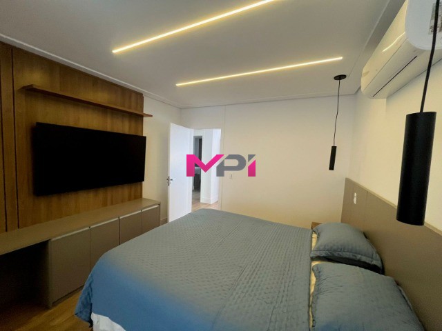 Casa de Condomínio para alugar com 4 quartos, 500m² - Foto 29