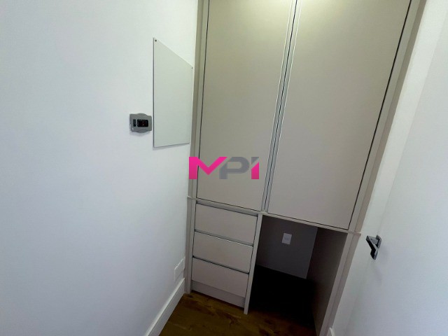 Casa de Condomínio para alugar com 4 quartos, 500m² - Foto 36