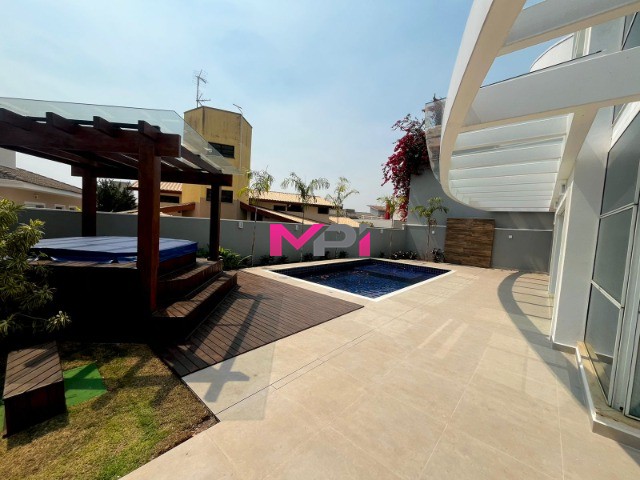 Casa de Condomínio para alugar com 4 quartos, 500m² - Foto 41
