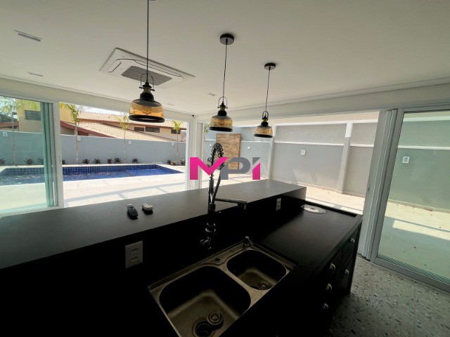 Casa de Condomínio para alugar com 4 quartos, 500m² - Foto 46