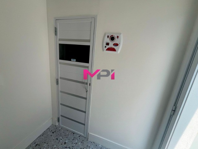 Casa de Condomínio para alugar com 4 quartos, 500m² - Foto 49