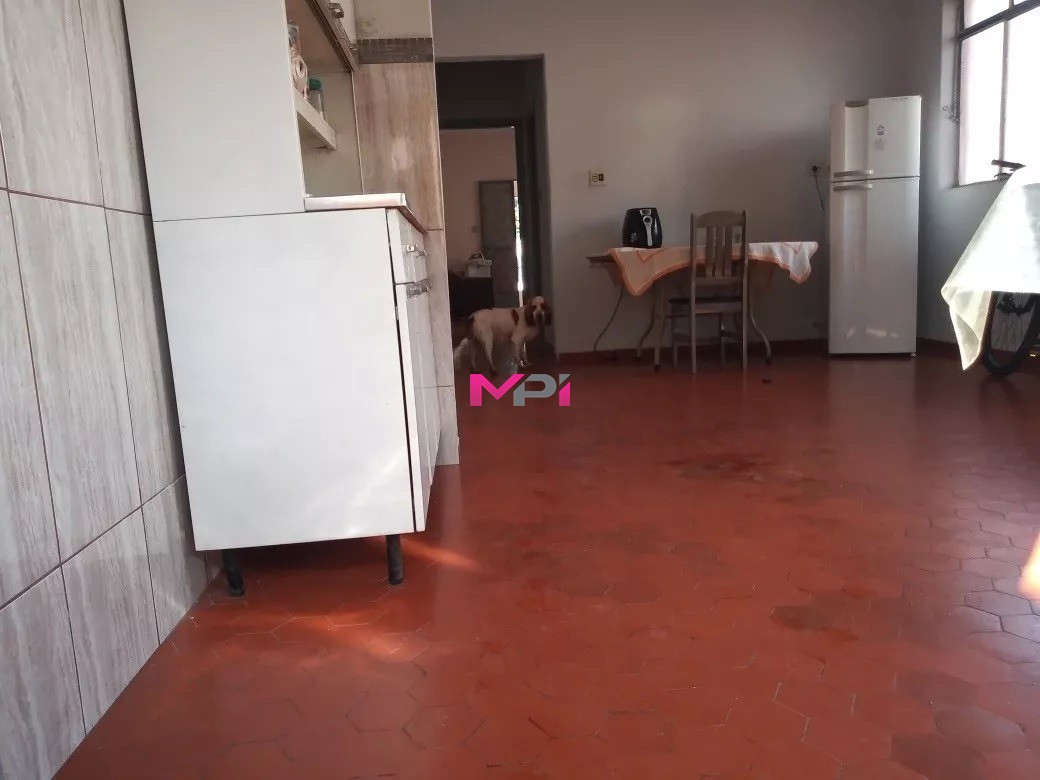 Prédio Inteiro à venda com 4 quartos, 285m² - Foto 14