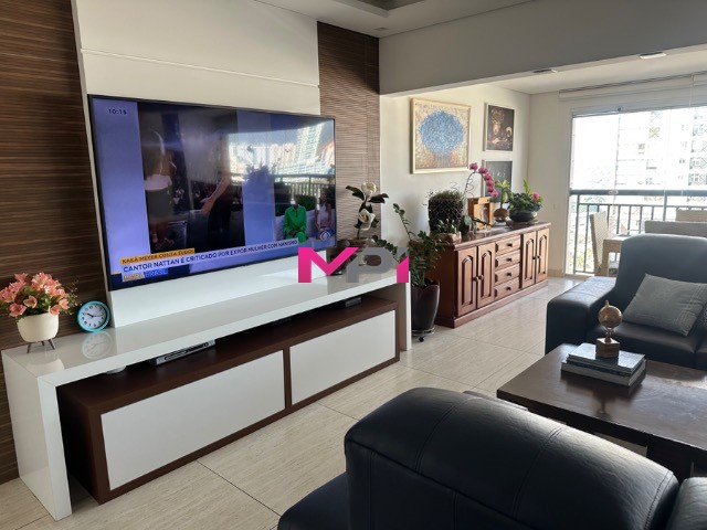 Apartamento para alugar com 3 quartos, 166m² - Foto 2