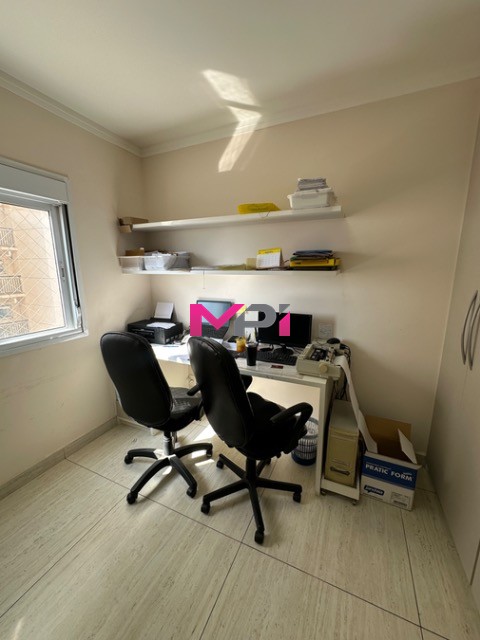 Apartamento para alugar com 3 quartos, 166m² - Foto 18