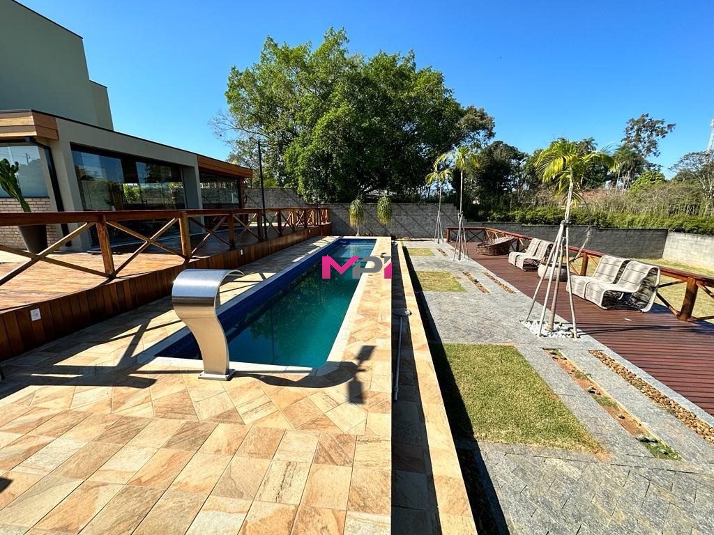 Sobrado à venda com 3 quartos, 258m² - Foto 3