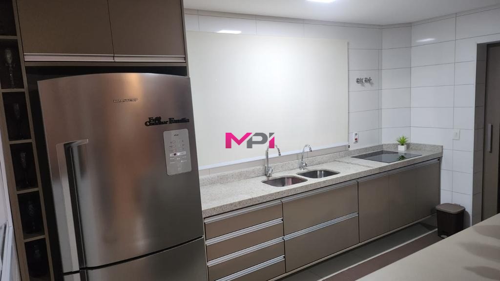 Sobrado à venda com 3 quartos, 258m² - Foto 13