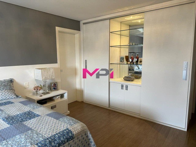Apartamento à venda com 3 quartos, 280m² - Foto 32