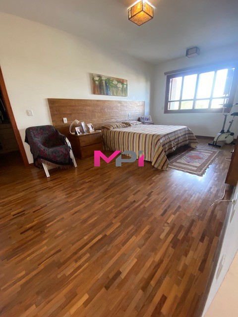 Casa de Condomínio à venda com 5 quartos, 422m² - Foto 5
