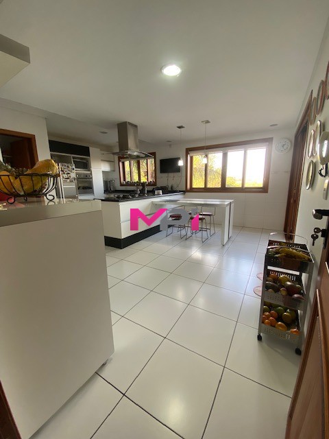 Casa de Condomínio à venda com 5 quartos, 422m² - Foto 10