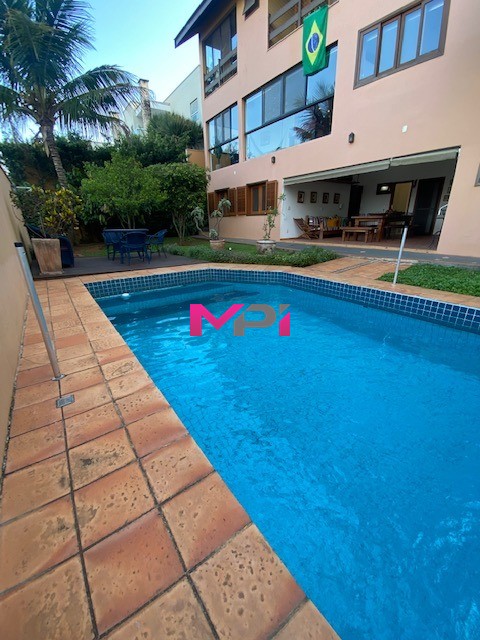 Casa de Condomínio à venda com 5 quartos, 422m² - Foto 21