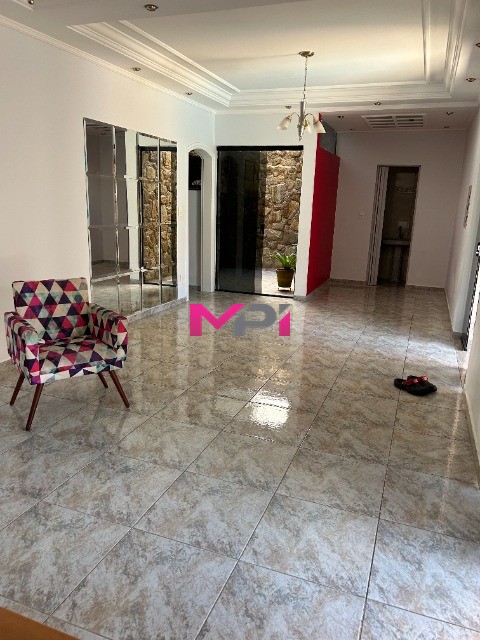 Casa à venda com 4 quartos, 261m² - Foto 12