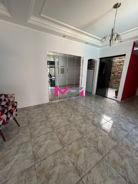 Casa à venda com 4 quartos, 261m² - Foto 13