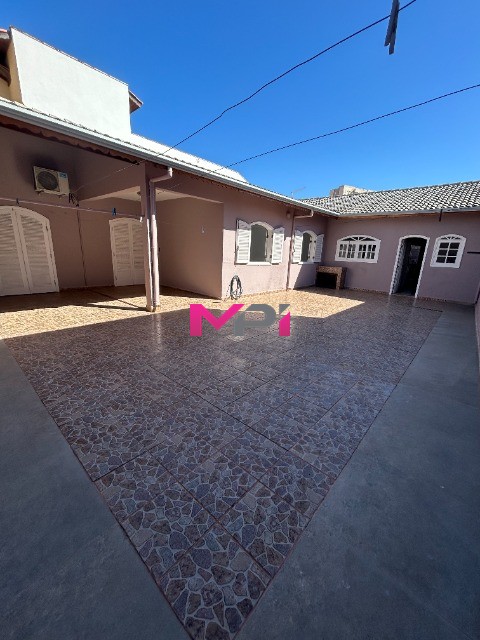 Casa à venda com 4 quartos, 261m² - Foto 46